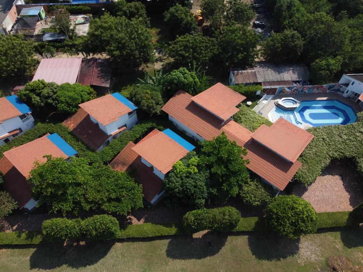 Villa Alejandra Girardot Exterior foto
